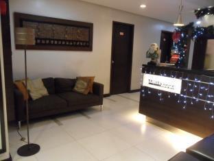 Olongapo Travel Lodge Экстерьер фото